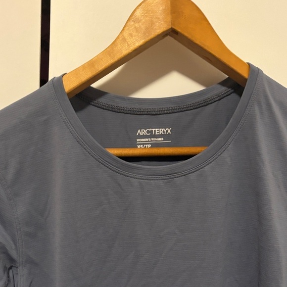 Arc'teryx Slate Gray Short Sleeve Tee - Picture 3 of 8